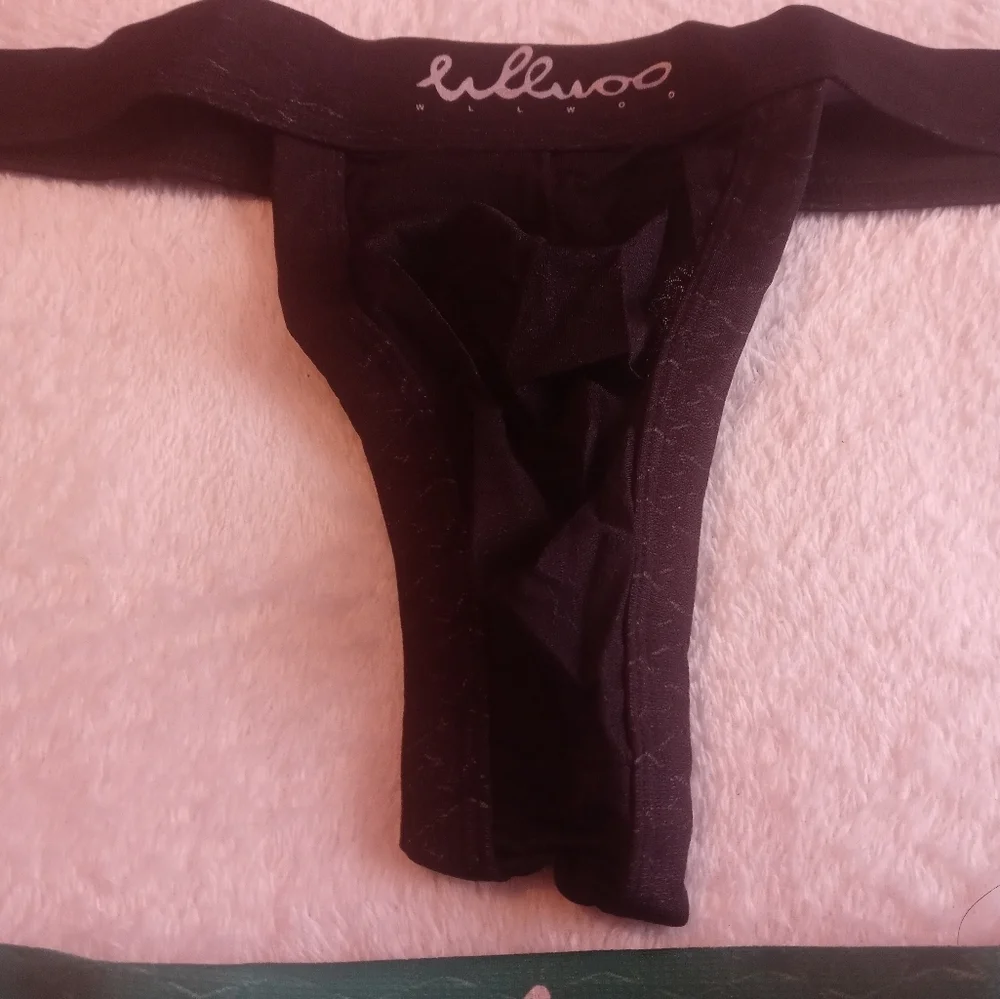 2 Pair Green and Black Thong Set by lulwoo
